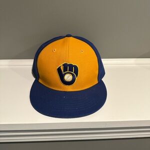 Brewers Throw back Fitted Hat (7 1/2)